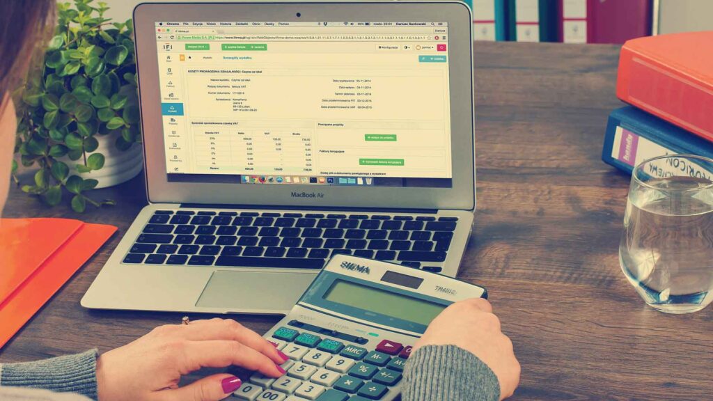 How-an-Accounting-Firm-Can-Help-Your-Small-Business-on-architectureslab