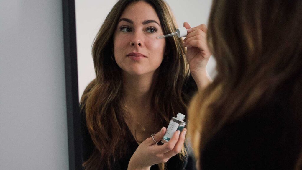 8-Benefits-Of-Vitamin-Serums-You-Can't-Ignore-on-architectureslab