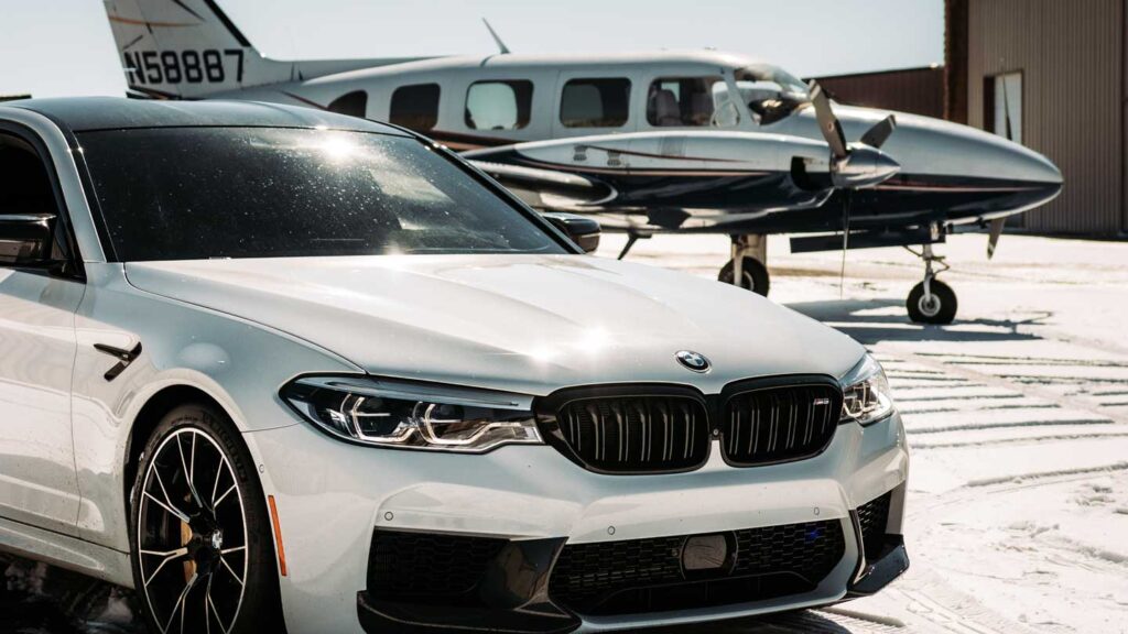 Steps-To-Hire-an-Airport-Limousine-Service-Easily-on-architectureslab