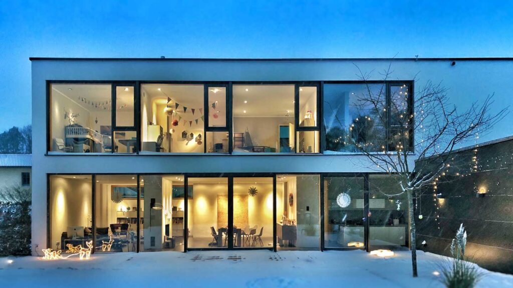 Some-Great-&-Useful-Benefits-of-Automating-a-Home-on-architectureslab