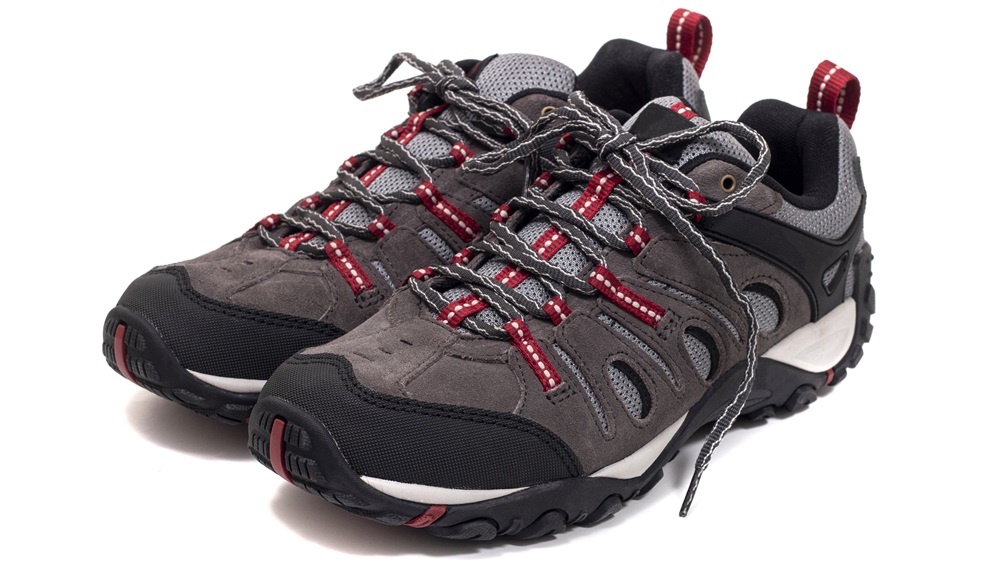mens trail running shoes