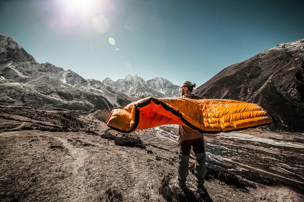buy sleeping bag near me